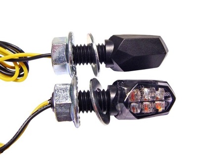 KIERUNKOWSKAZY MINI DIODY LED 2szt PARA