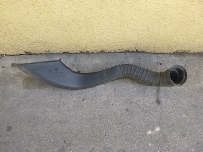 Opel insignia бензин труба повітрозабірник повітря фото №1