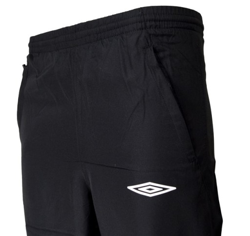 UMBRO черные детские брюки YL 152 см CHANCE