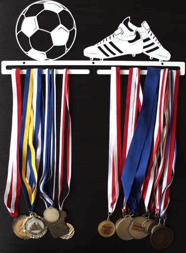 Duży metalowy wieszak na medale PIŁKA NOŻNA PIŁKARZ FOOTBALL MUNDIAL czarny
