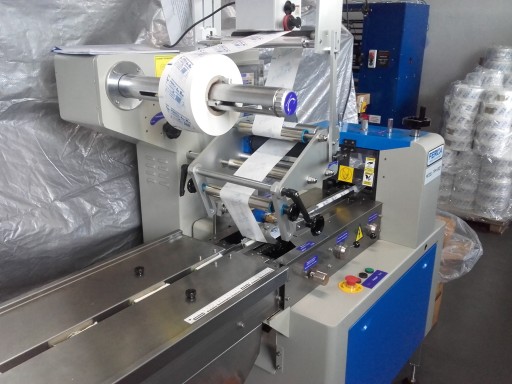 Pozioma maszyna pakujaca, Flow-pack, FPM-010S/D
