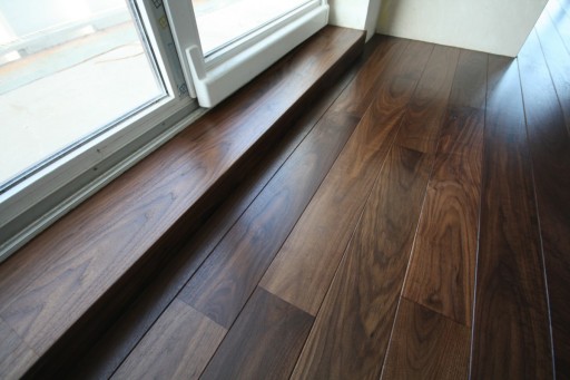 Deska podłogowa ORZECH 16x160x400-1800 Lakierowana podłoga
