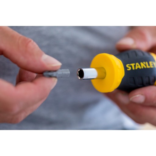 Отвертка Stanley MULTIBIT с трещоткой +6 бит