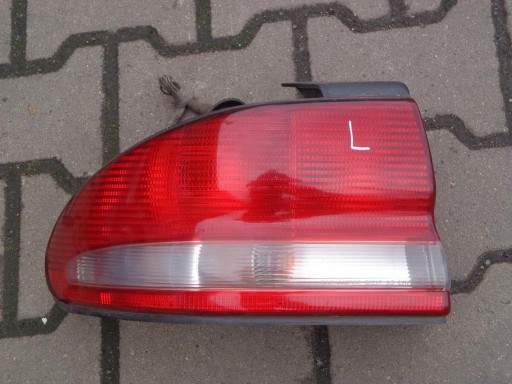 CHRYSLER CONCORDE 94r. - LAMPA LEWY TYŁ