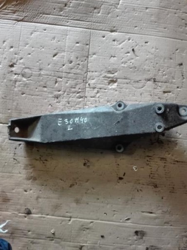 BMW E30 ŁAPA SILNIKA BMW M40 LEWA 316i 318i