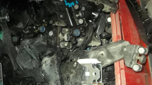 PARTNER BERLINGO III ROLKI DRZWI PRZESUWNYCH