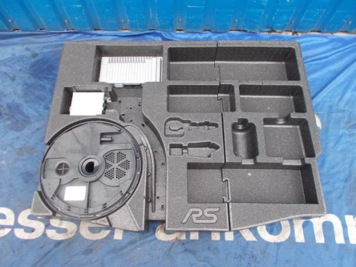 subwoofer wzmacniacz styropian FORD FOCUS Mk3 RS