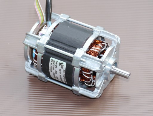 NOWY SILNIK GEFEG BLDC 24V 150W 0.5Nm wał 8mm