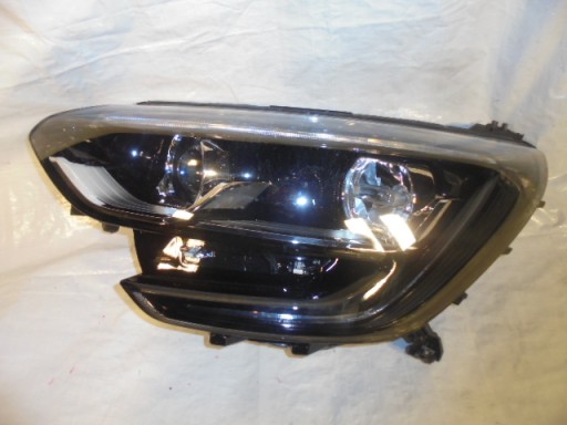 RENAULT MEGANE IV LAMPA PRZEDNIA LEWA