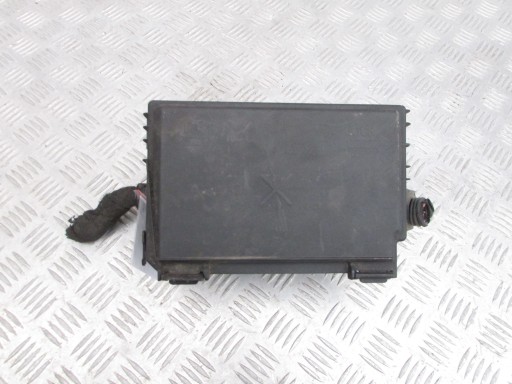 Коробка банка, банки предохранителей opel meriva ii b 10r1 - фото