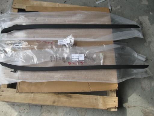 51317301035 - Прокладка стеклоподъемника BMW F45 л