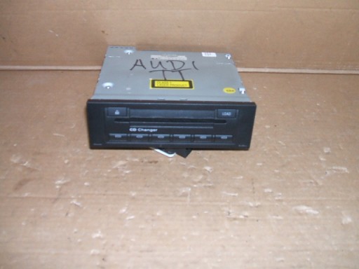 AUDI TT A3 VW CD-чейнджер 8E0035111D !