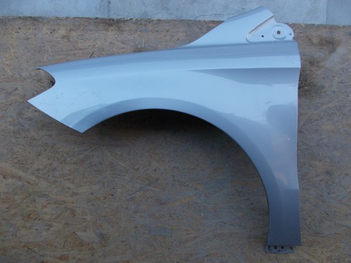 fender left front front MERCEDES B KLASA 246