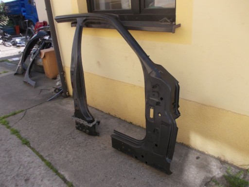 BMW X5 E70 threshold pillar