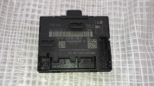 VW TIGUAN 2 5NA 16 R ДВЕРНОЙ МОДУЛЬ 5Q0959595B