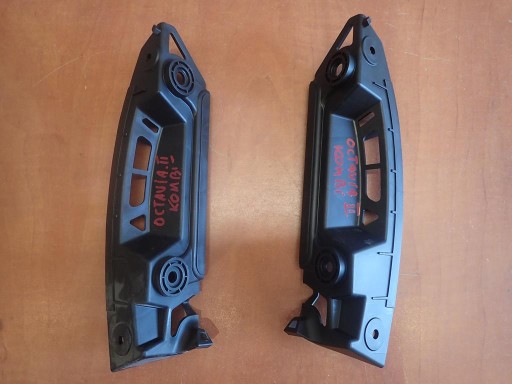 STOSSSTANGENFÜHRUNG HECK RECHTS LINKS OCTAVIA II LIFT KOM