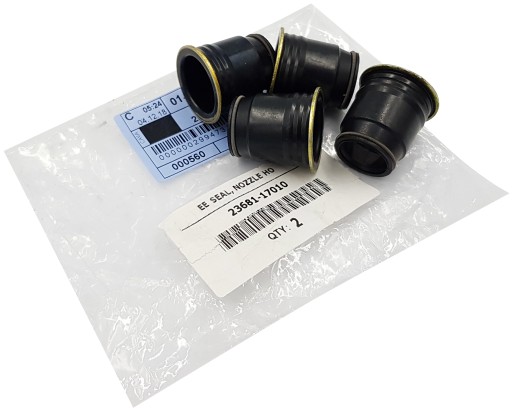 23681-17010 - 4XAVENSIS T25 COROLLA E12 2.0 D-4D втулка впрыска