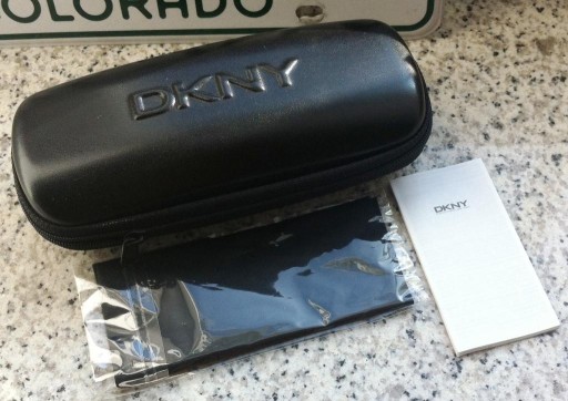 Zdjęcie oferty: DKNY etui futerał na okulary prezent {nowy}