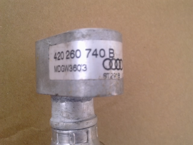 AUDI R8 JUNCTION PIPE AIR CONDITIONER 420260740B photo 2 - milautoparts-fr.ukrlive.com