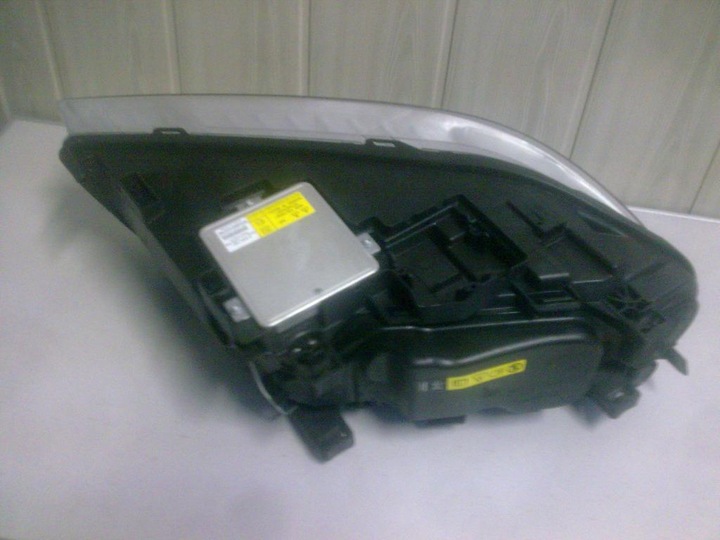 LAMP RIGHT VOLVO V70 S80 XC70 BI XENON VERY GOOD CONDITION EUROPE + 2 OTHER PRODUKTY photo 2 - milautoparts-fr.ukrlive.com