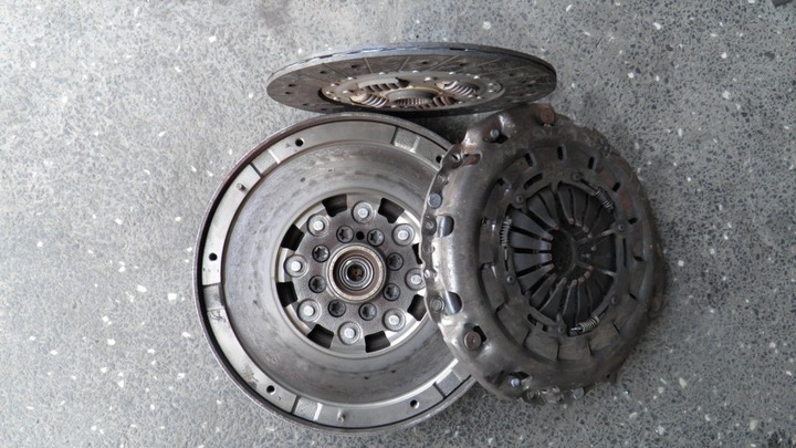 WHEEL DUAL-MASS MERCEDES W210 2,2 CDI A6110301605 6110301605 photo 2 - milautoparts-fr.ukrlive.com