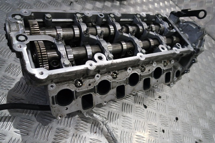 CYLINDER HEAD AUDI A8 D4 4H 4.2 TDI 057064BF photo 6 - milautoparts-fr.ukrlive.com