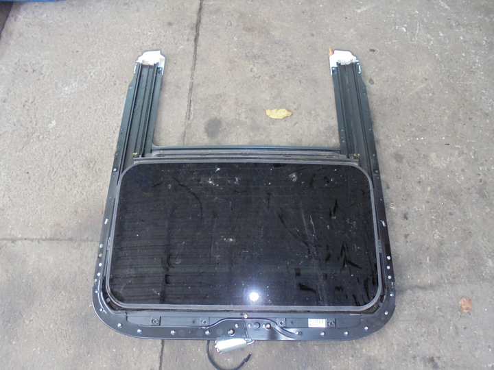 PANORAMIC ROOF AUDI A4 B7 2004-2007 8E9877041 Q photo 1 - milautoparts-fr.ukrlive.com