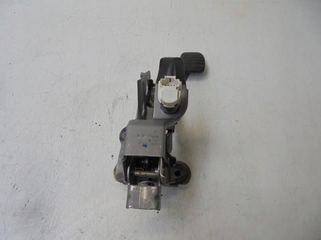 PEDAL BRAKES RENAULT CAPTUR 1.5 DCI photo 3 - milautoparts-fr.ukrlive.com