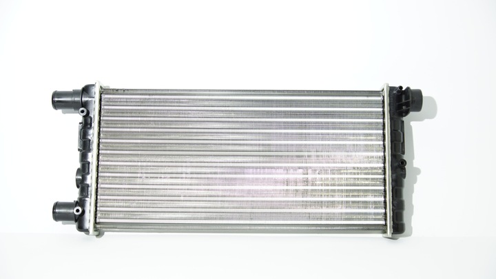 RADIATEUR EAUX FIAT SEICENTO 0.9 1.1 SPI - ÉTAT NOUVEAU photo 1 - milautoparts-fr.ukrlive.com