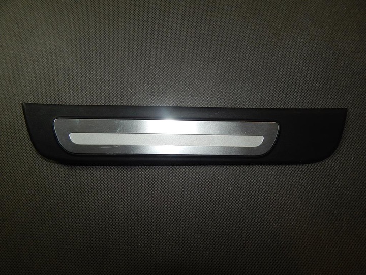 AUDI A4 B8 COUVE-JOINT PLANCHE SEUIL LT 8K0853375 photo 1 - milautoparts-fr.ukrlive.com