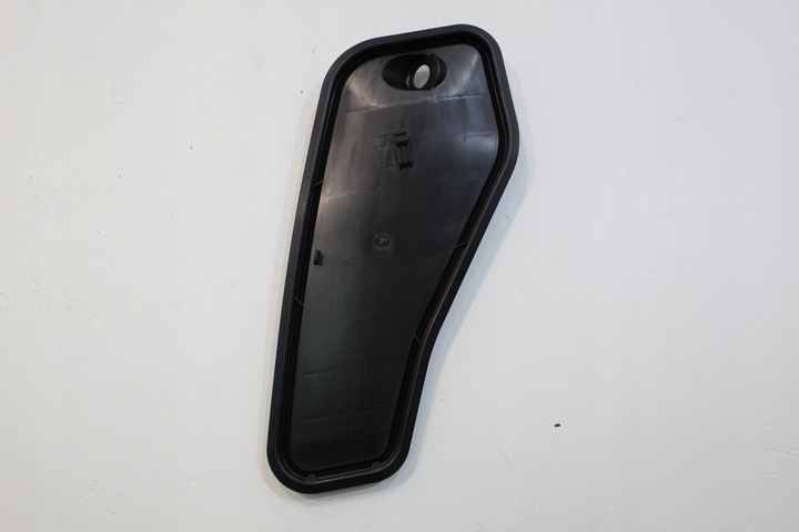 MBM OCTAVIA 3 BLIND PLUG DOOR RIGHT REAR 5E0839916A photo 1 - milautoparts-fr.ukrlive.com