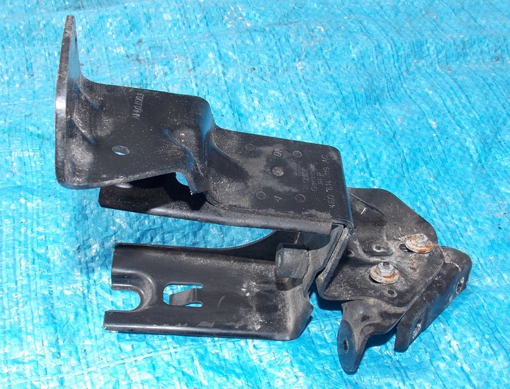 AUDI A8 D3 MOUNTING BRACKET PUMP ABS 4E0614119AC photo 1 - milautoparts-fr.ukrlive.com