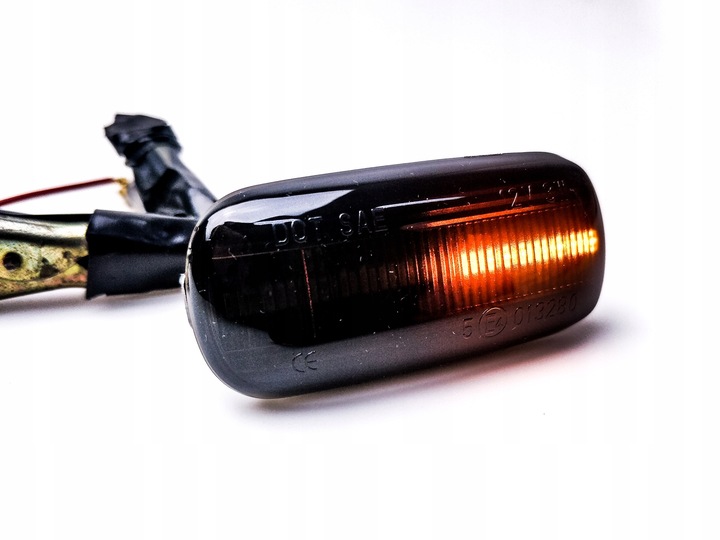 DYNAMIC LED BLINKERS AUDI A4 S4 RS4 B8 2005-2008 A6 S6 RS6 C5 00-2005 photo 5 - milautoparts-fr.ukrlive.com