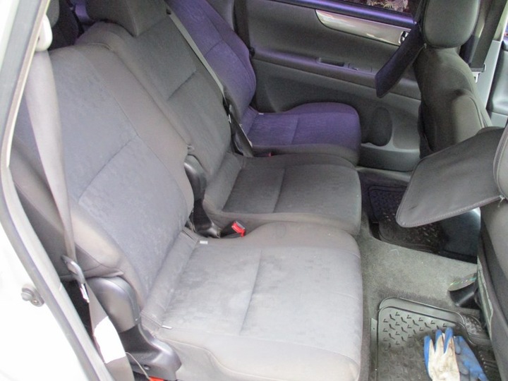 TOYOTA AVENSIS VERSO 01-05 SEAT REAR LEFT II ROW EXTERIOR photo 6 - milautoparts-fr.ukrlive.com