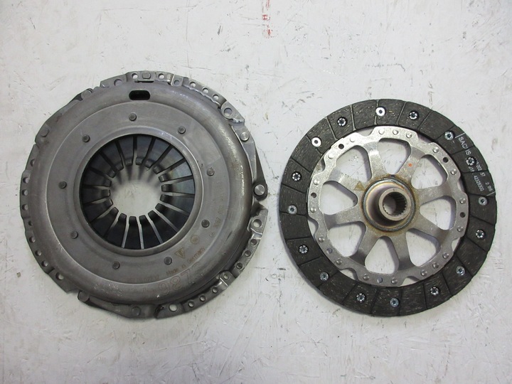 PORSCHE CAYMAN BOXTER WITH CLUTCH 98711691334 3,4 photo 1 - milautoparts-fr.ukrlive.com