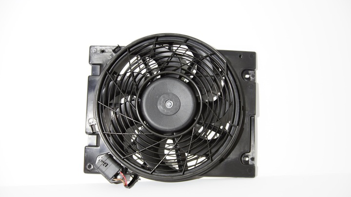 VENTILATEUR DU CLIMATISEUR OPEL ZAFIRA A ESSENCE ÉTAT NOUVEAU photo 1 - milautoparts-fr.ukrlive.com