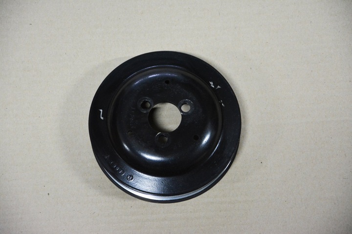 06e121031c vw touareg 7p шків насоса системи охолодження, Ціна