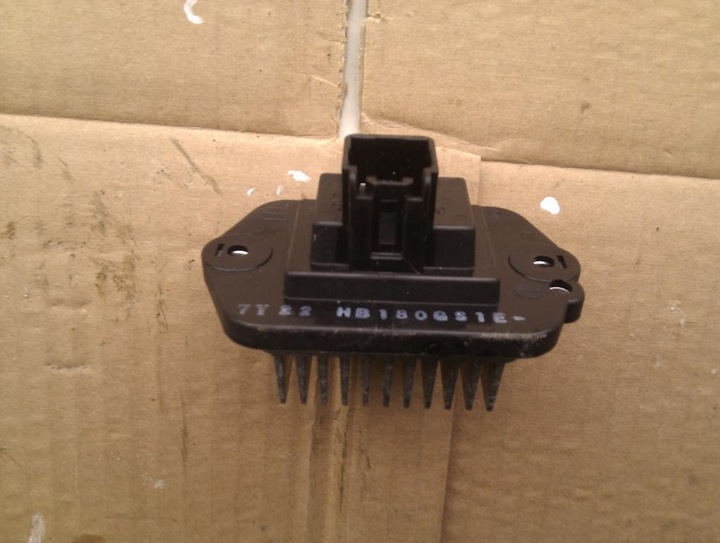 фото №1, Резистор резистор вентилятор mazda 6 gh 08-12 2008-