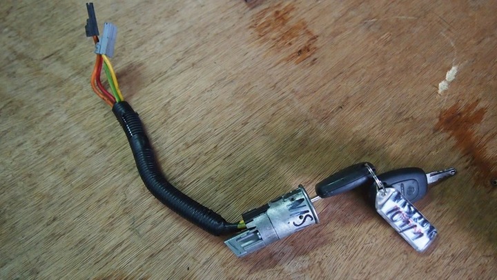 фото №7, Блок управления компьютер master movano 2.5 0281011940