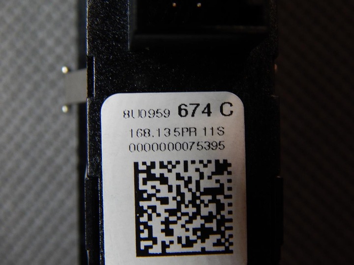 фото №3, Audi q3 8u переключатель pdc 8u0959674c