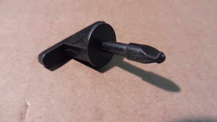 фото №6, Клипса замок капота решётка man vw g90 8.136 8.150