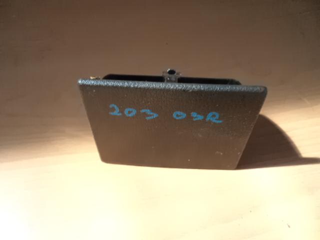 фото №1, Пепельница бардачок mercedes-benz оригинальный номер a2126803850