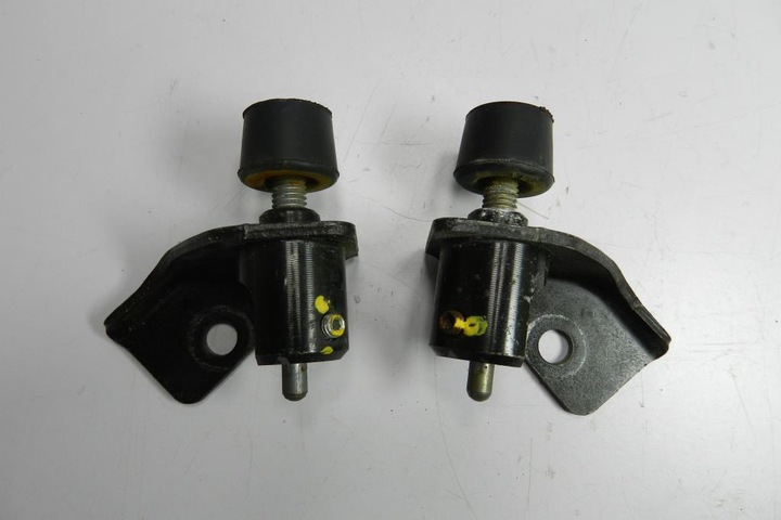 фото №1, Peugeot 206 cc відбійник кришки багажника лівий праві комплект