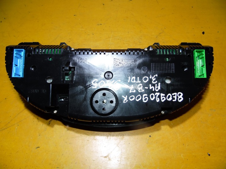 фото №5, Спидометр манометр 3.0 tdi 05r a4 b7 8e0920900r