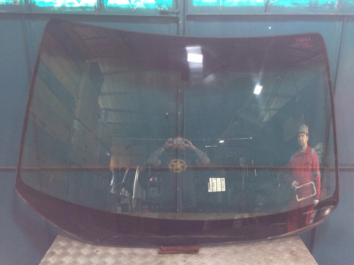 фото №1, Sienna ii стекло лобовое передняя оригинальная 2003-