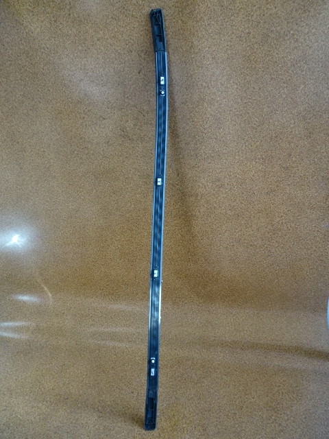 фото №1, Volvo xc 60 10r планка крышная правая рейлинг