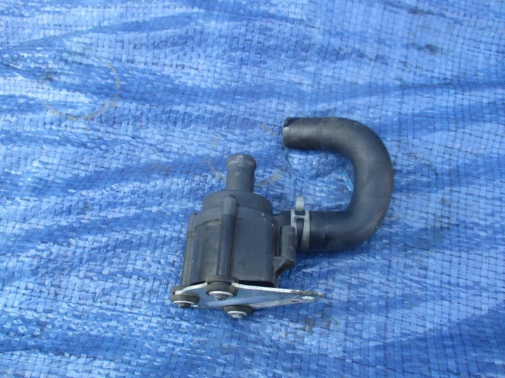 фото №1, Додатковий насос помпа води 2.0d d3 d4 d5 volvo