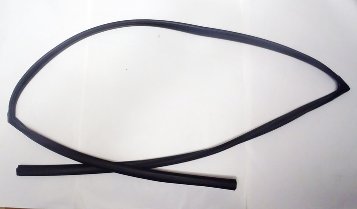 фото №1, Auris ii corolla 12-18 прокладка стёкла рамка дверь