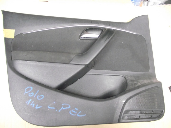 фото №1, Обивка боковина дверь правые перед vw polo v 6c0