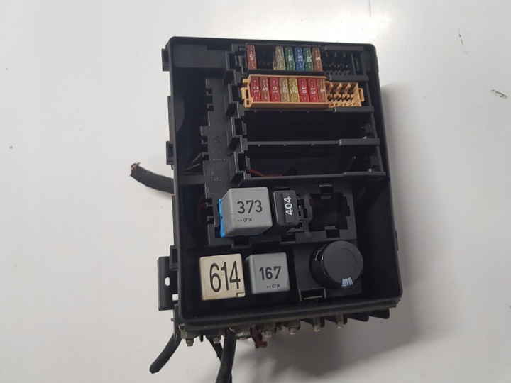 фото №1, Audi tt 8j коробка предохранителей 2.0tfsi 8j0937503